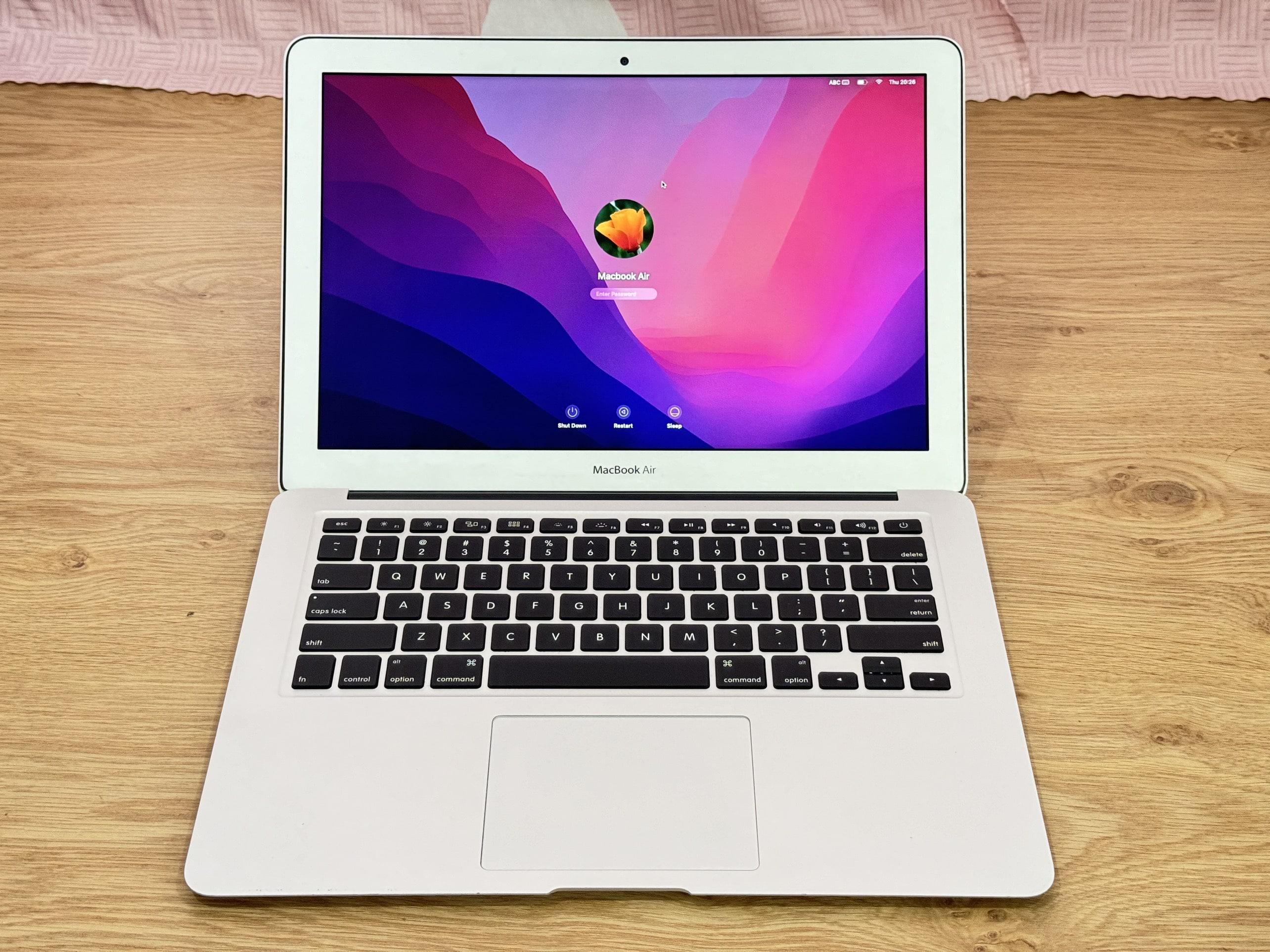 macbook-air-13-inch-2015-core-i5-16-ghz-ram-8gb-ssd-128gb-silver